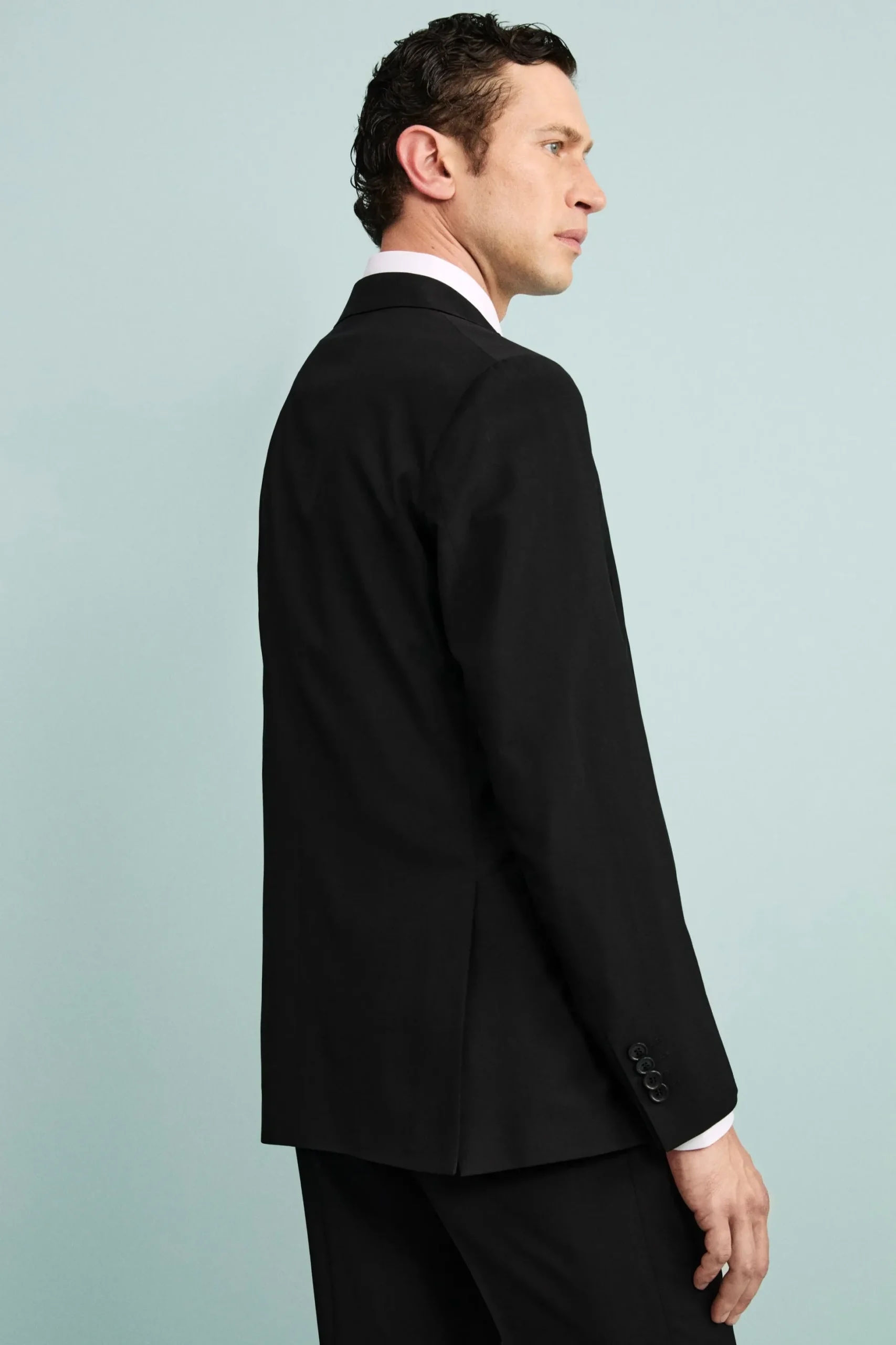 Abito in Lana Vergine Slim Fit con Revers Classico - NERO