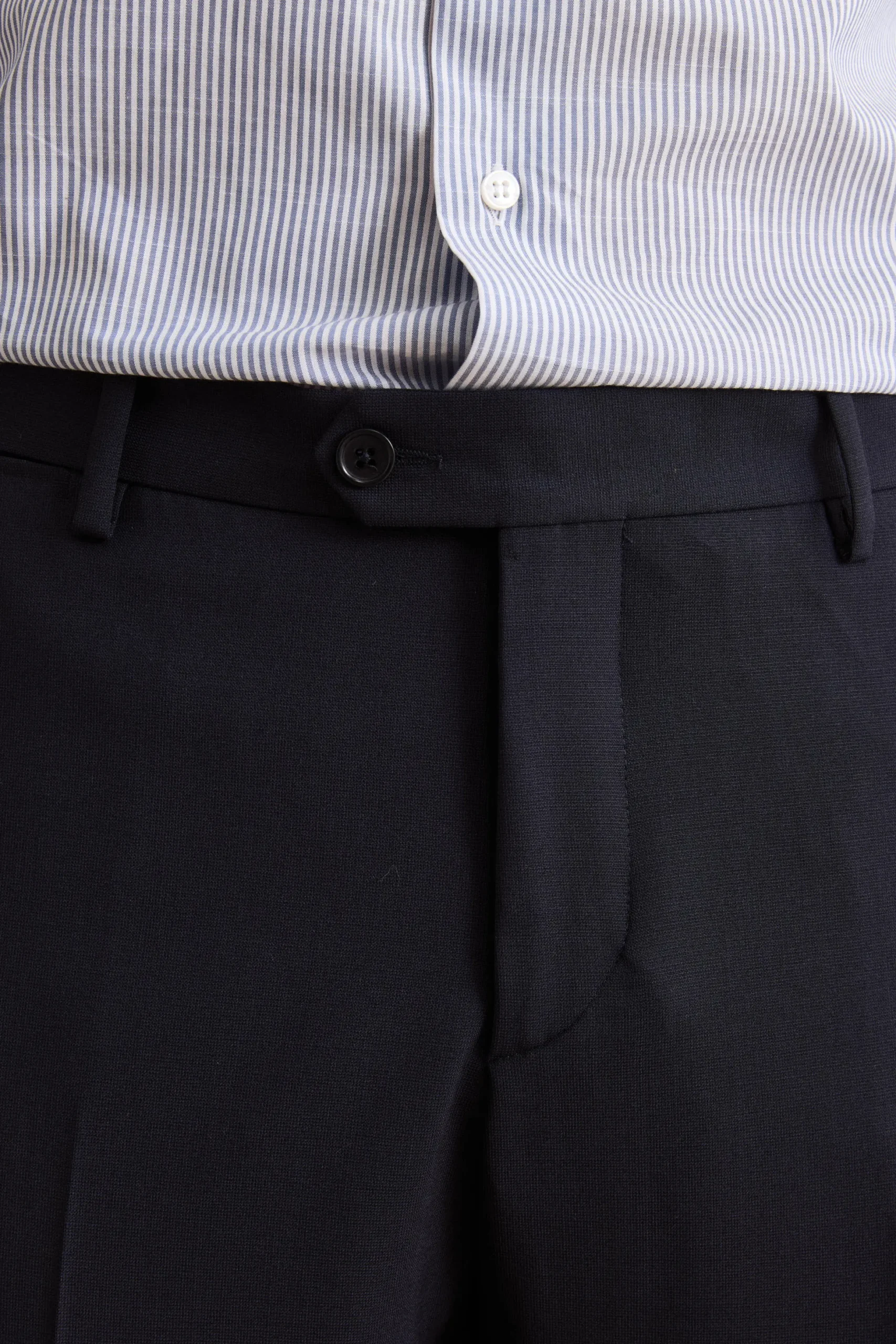 Abito Regular Fit Foderato in Lana Vergine - BLU