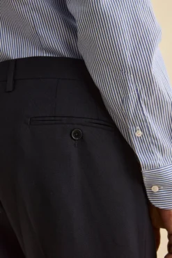 Abito Slim Fit in Lana Vergine con Revers a Lancia - BLU