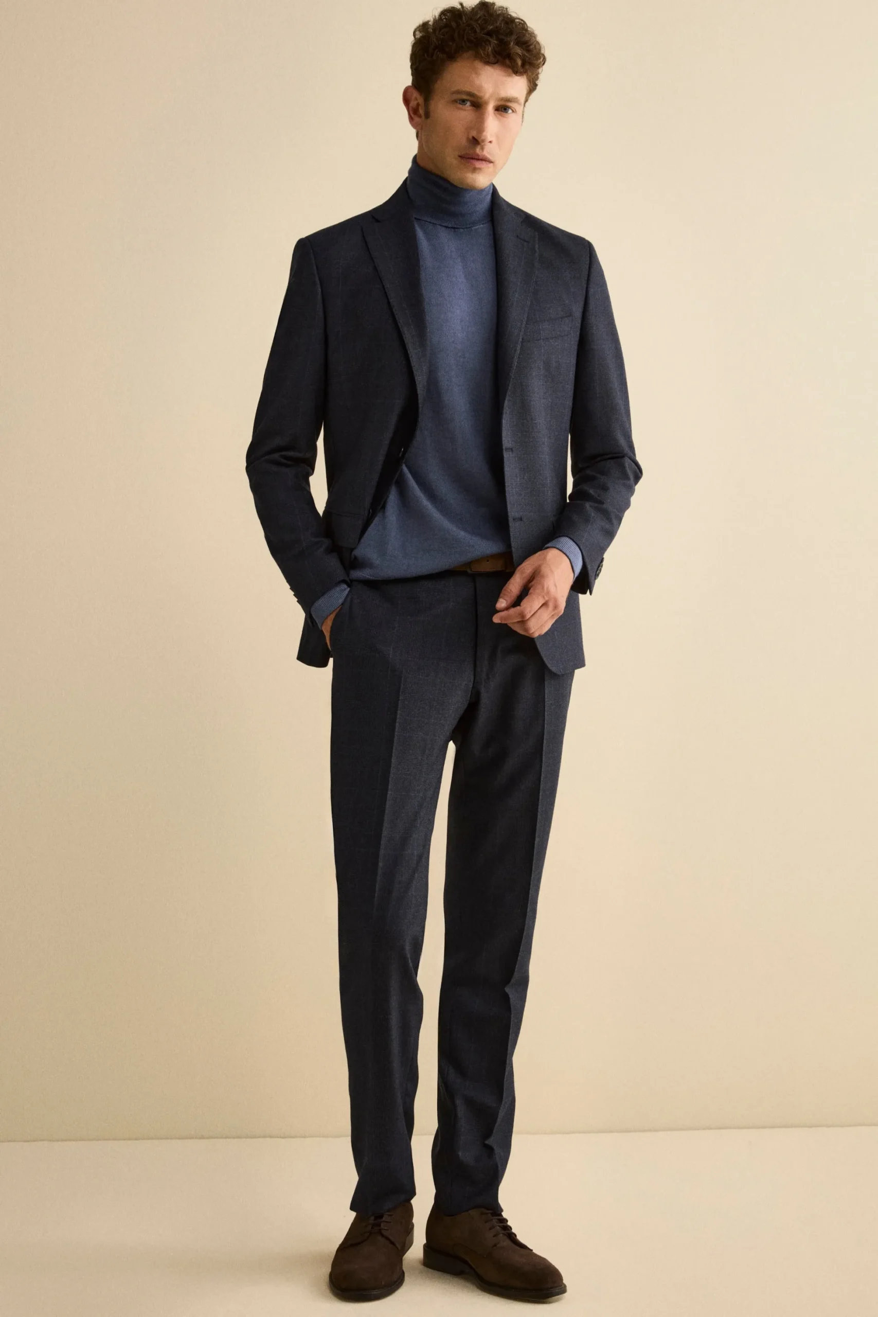 Abito Slim Fit in Lana Vergine con Revers Classico - GALLES BLU