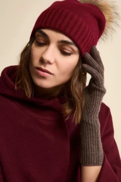 Berretto in Cashmere con Pompon - VINO