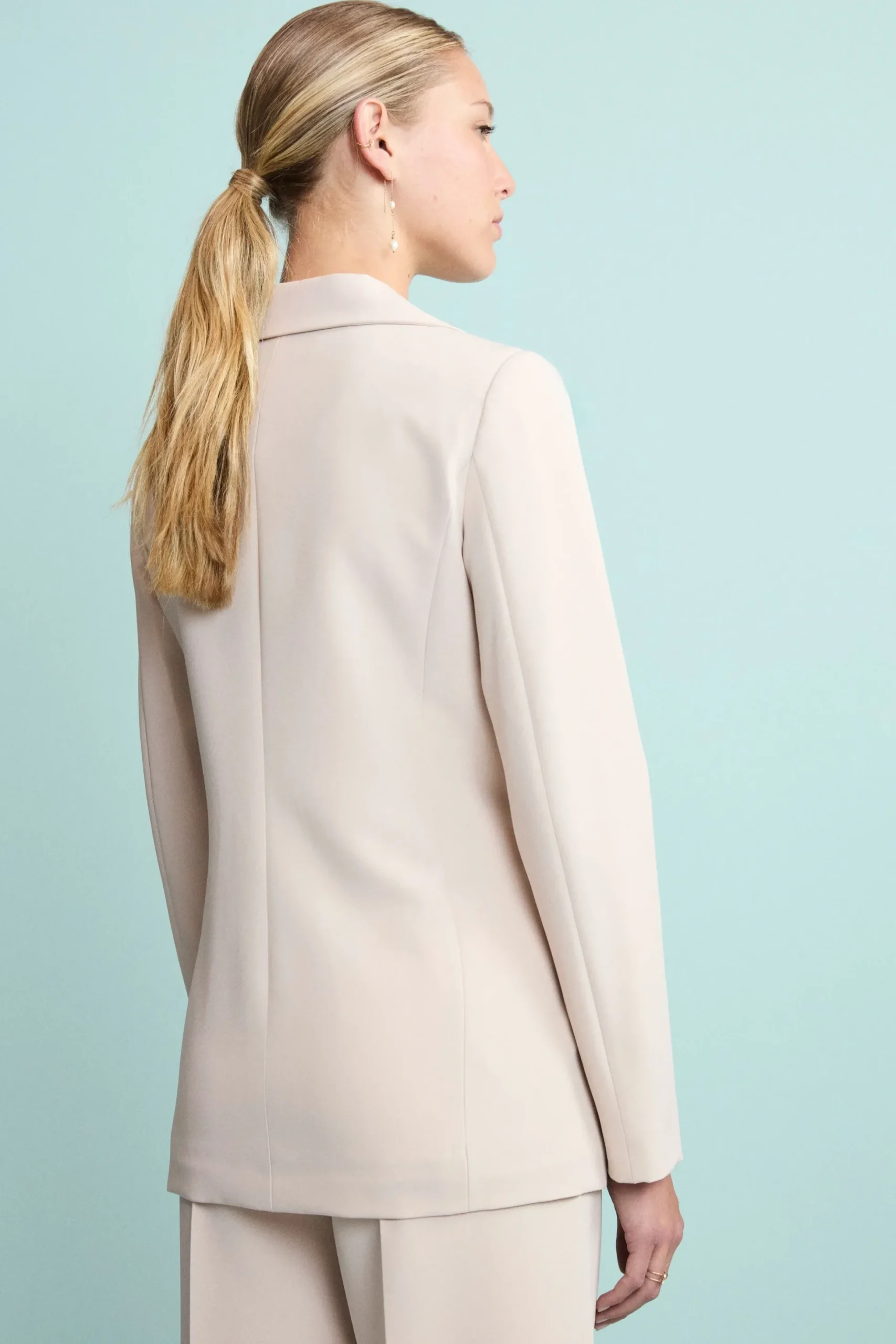 Blazer Elegante con Revers a Lancia - SABBIA