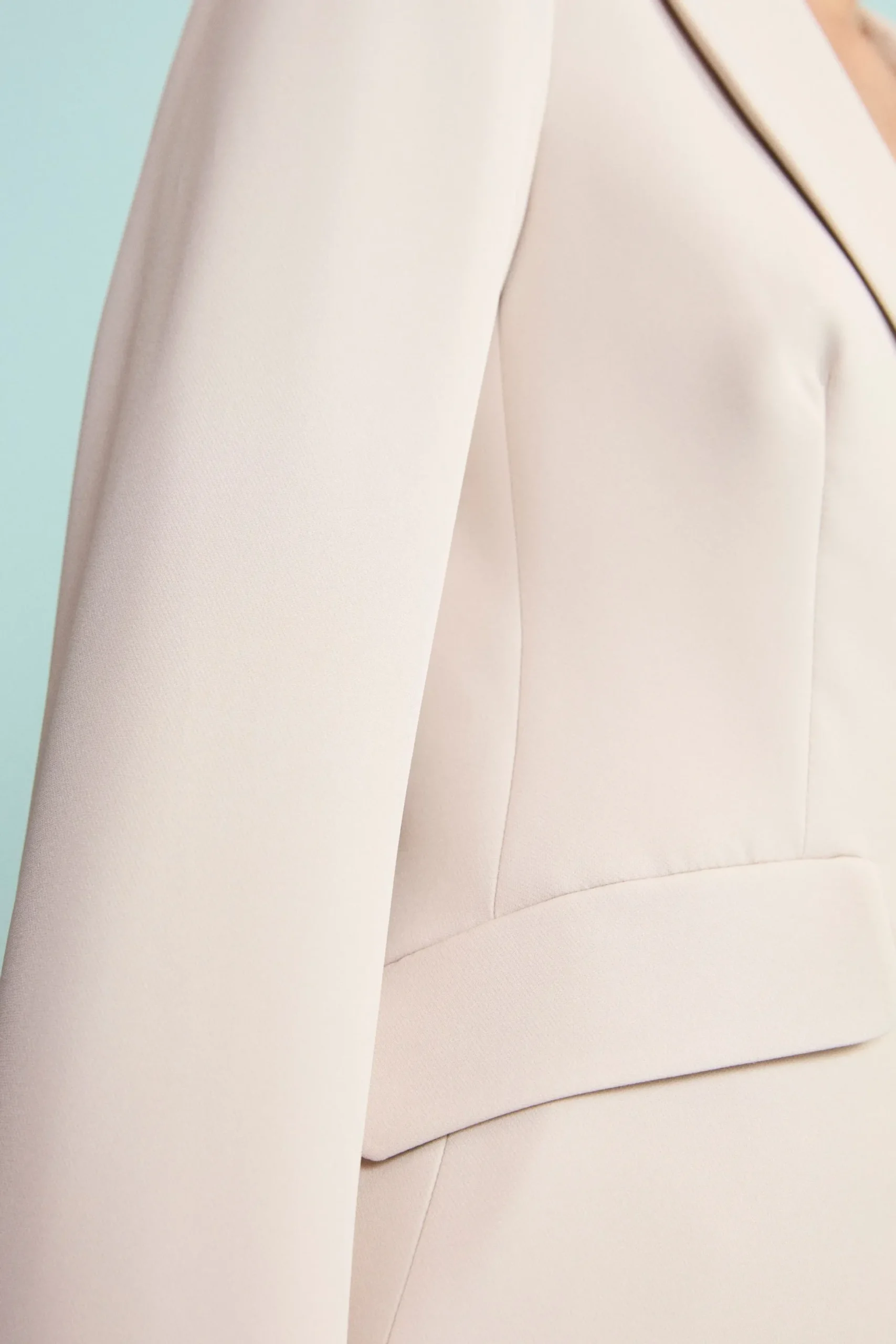 Blazer Elegante con Revers a Lancia - SABBIA