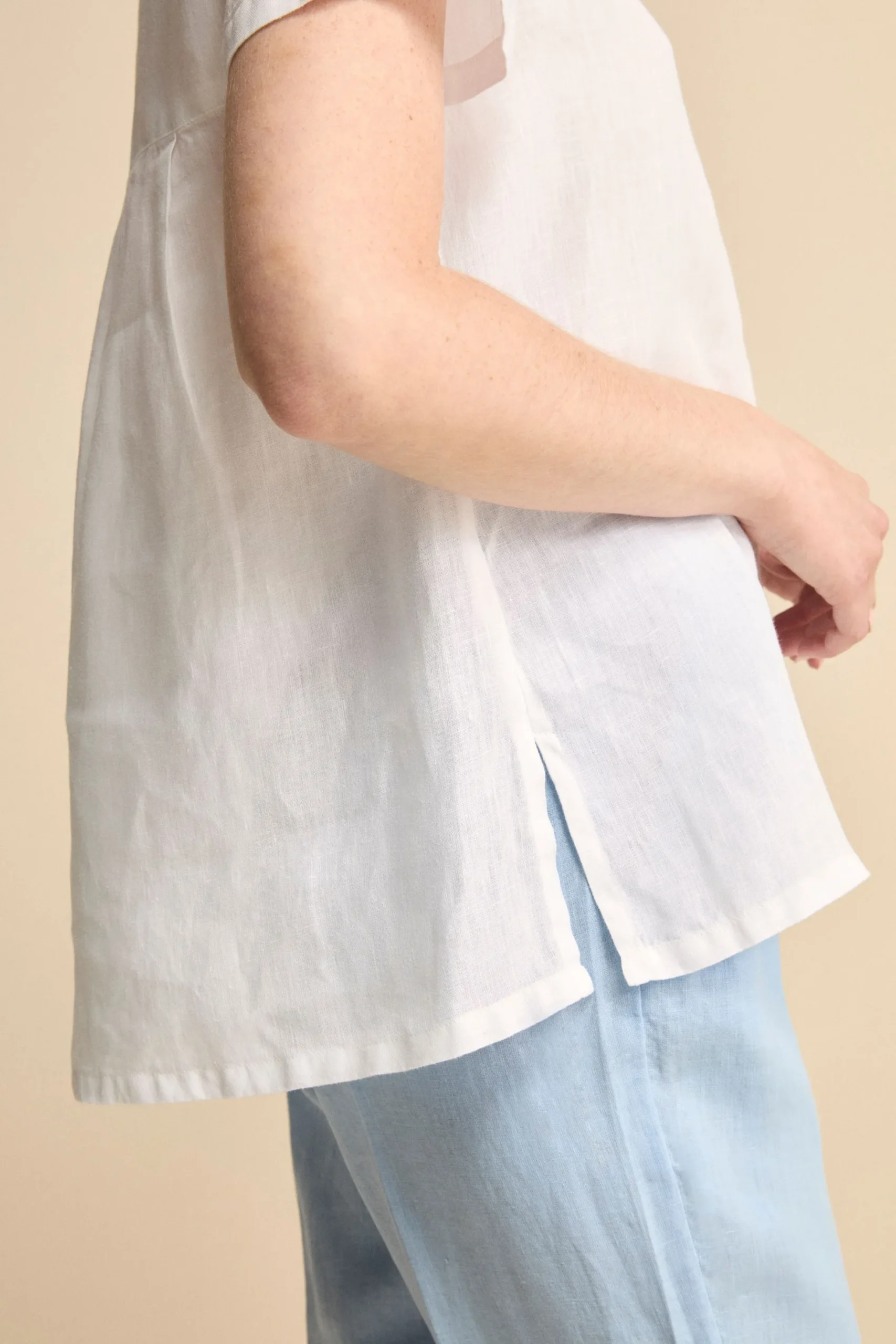 Blusa Morbida Girocollo in Lino - BIANCO