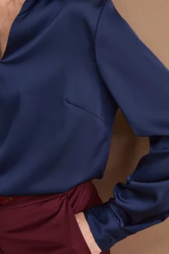 Blusa Over Elegante con Collo a Camicia - BLU