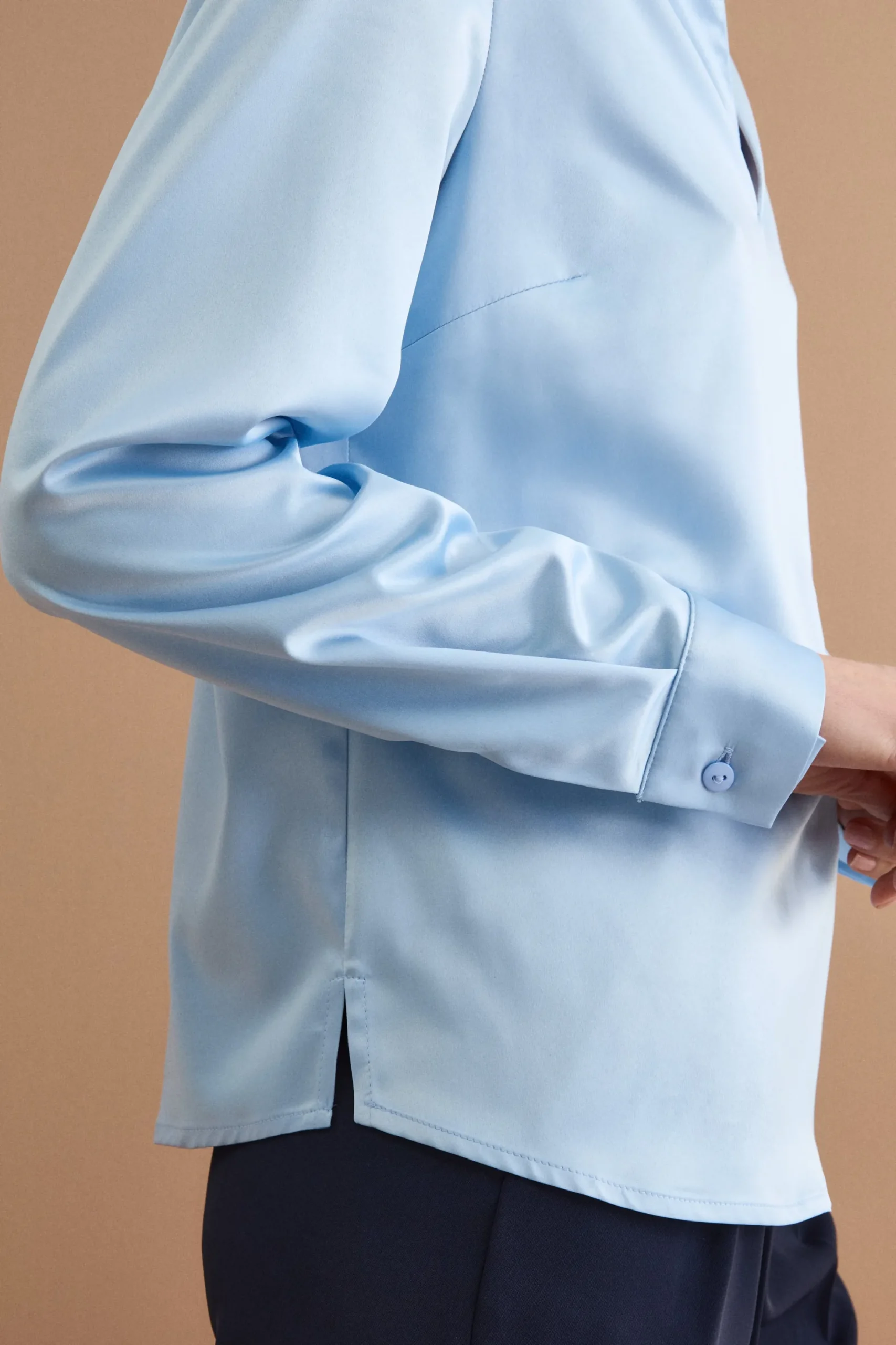 Blusa Over Elegante con Collo a Camicia - CIELO