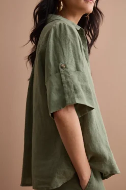 Camicia Over Cropped in Lino - VERDE MILITARE