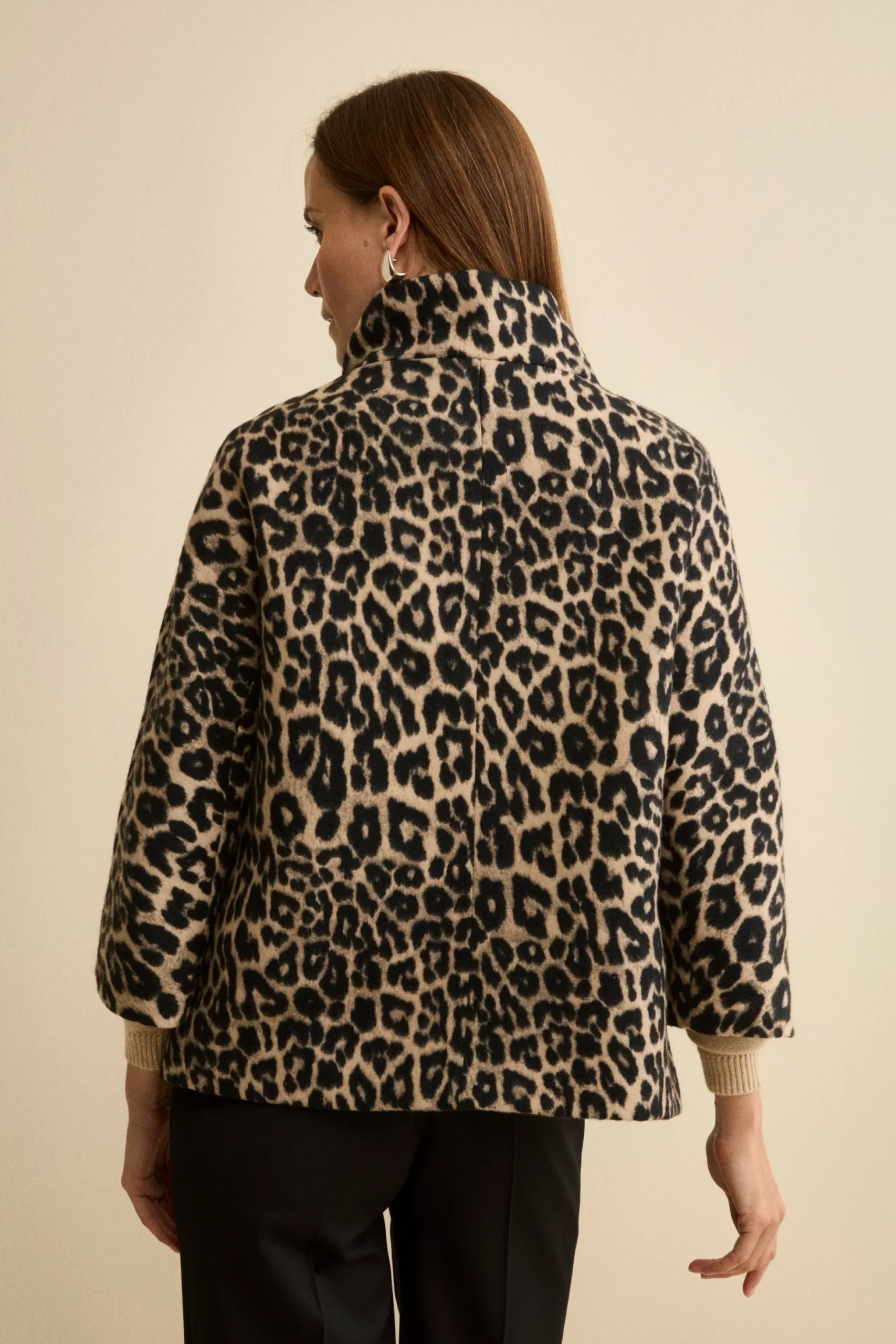 Cappotto Corto Svasato in Fantasia Animalier - MACULATO MORO