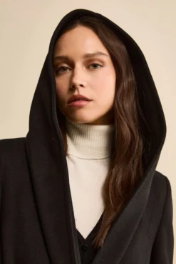 Cappotto Lungo con Cintura e Cappuccio - NERO
