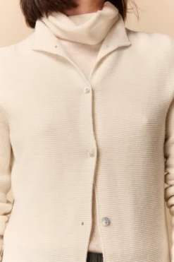 Cardigan corto in lana - ECRU