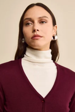 Cardigan in Lana Merino con Scollo a V - BORDEAUX