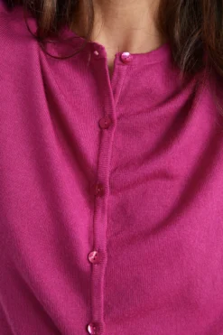 Cardigan Slim in lana merino - FUXIA