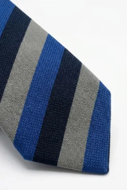 Cravatta Casual in Seta Rigata - RIGATO AZZURRO/BLU