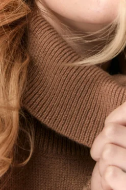 Dolcevita Over in Cashmere - CAMMELLO