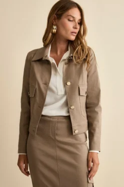 Giacca Corta in Gabardina con Tasche - TORTORA
