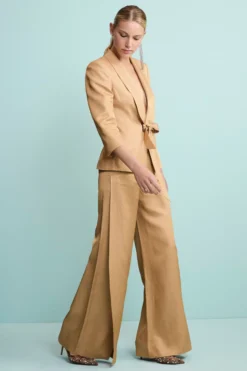 Giacca Elegante in Misto Lino con Fiocco - ORO