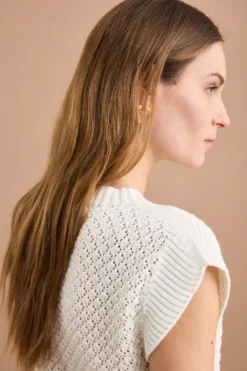 Gilet Over Traforato con Scollo Barchetta - BIANCO