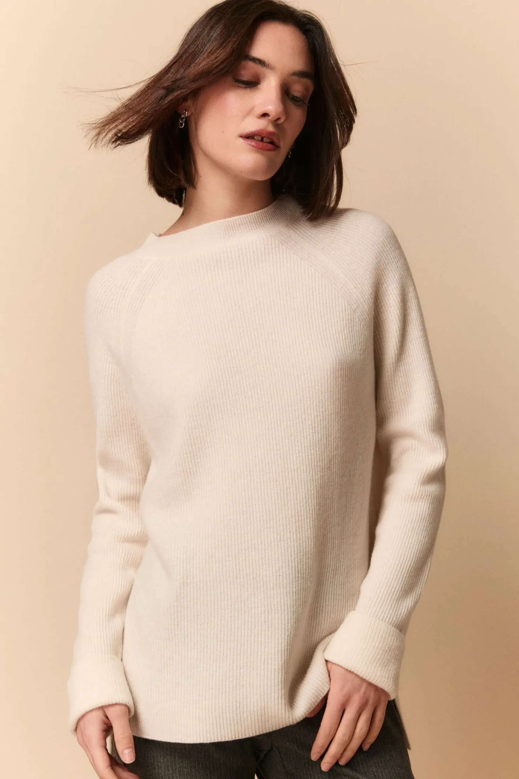 Girocollo a Costa Inglese in Lana e Cashmere - LATTE