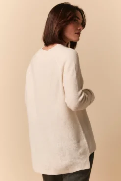 Girocollo a Costa Inglese in Lana e Cashmere - LATTE
