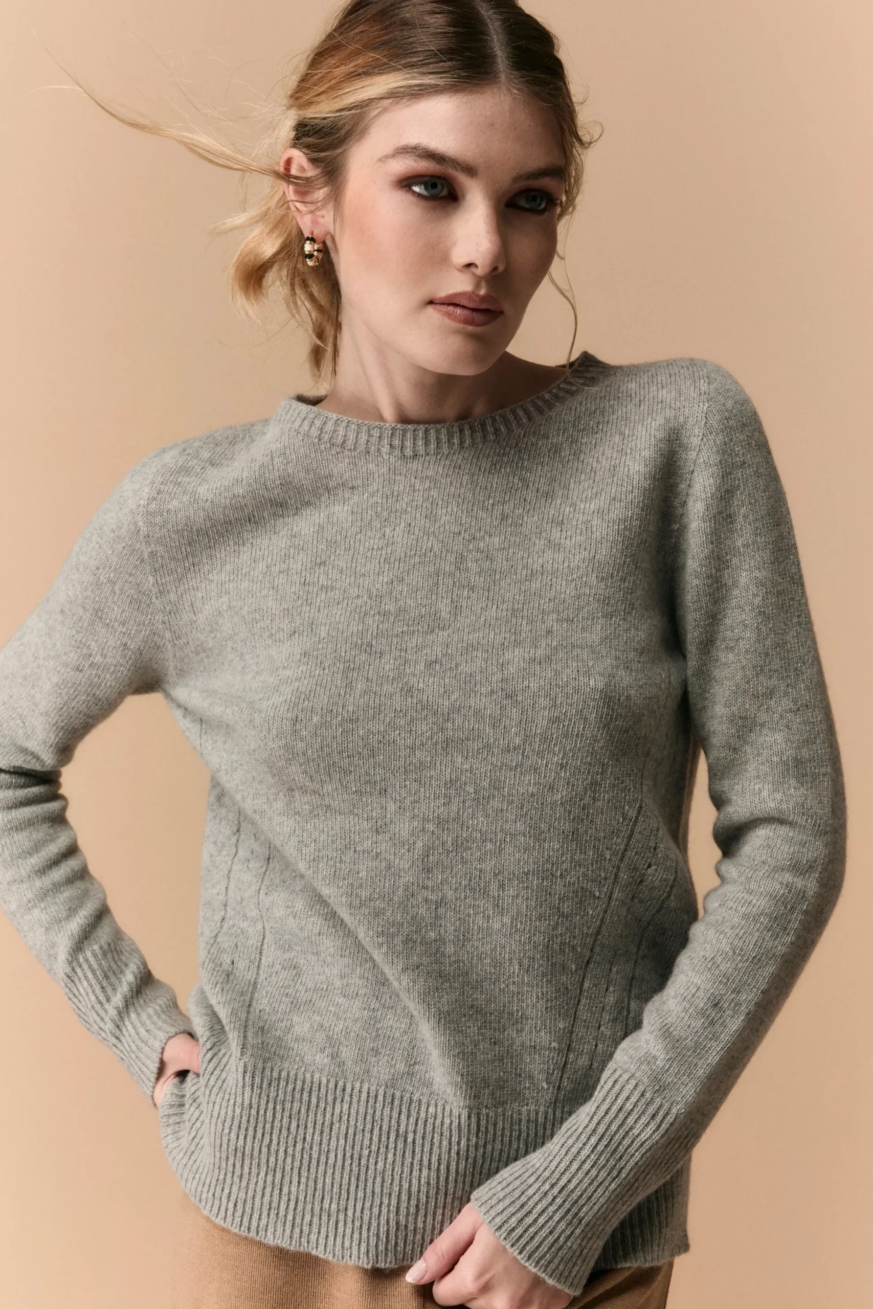 Girocollo Traforato in Lana Merino - GRIGIO CHIARO