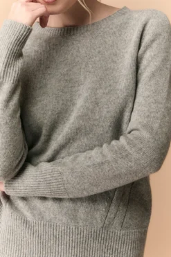 Girocollo Traforato in Lana Merino - GRIGIO CHIARO