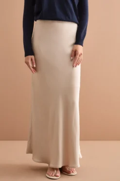 Gonna Lunga Elegante in Raso - GESSO