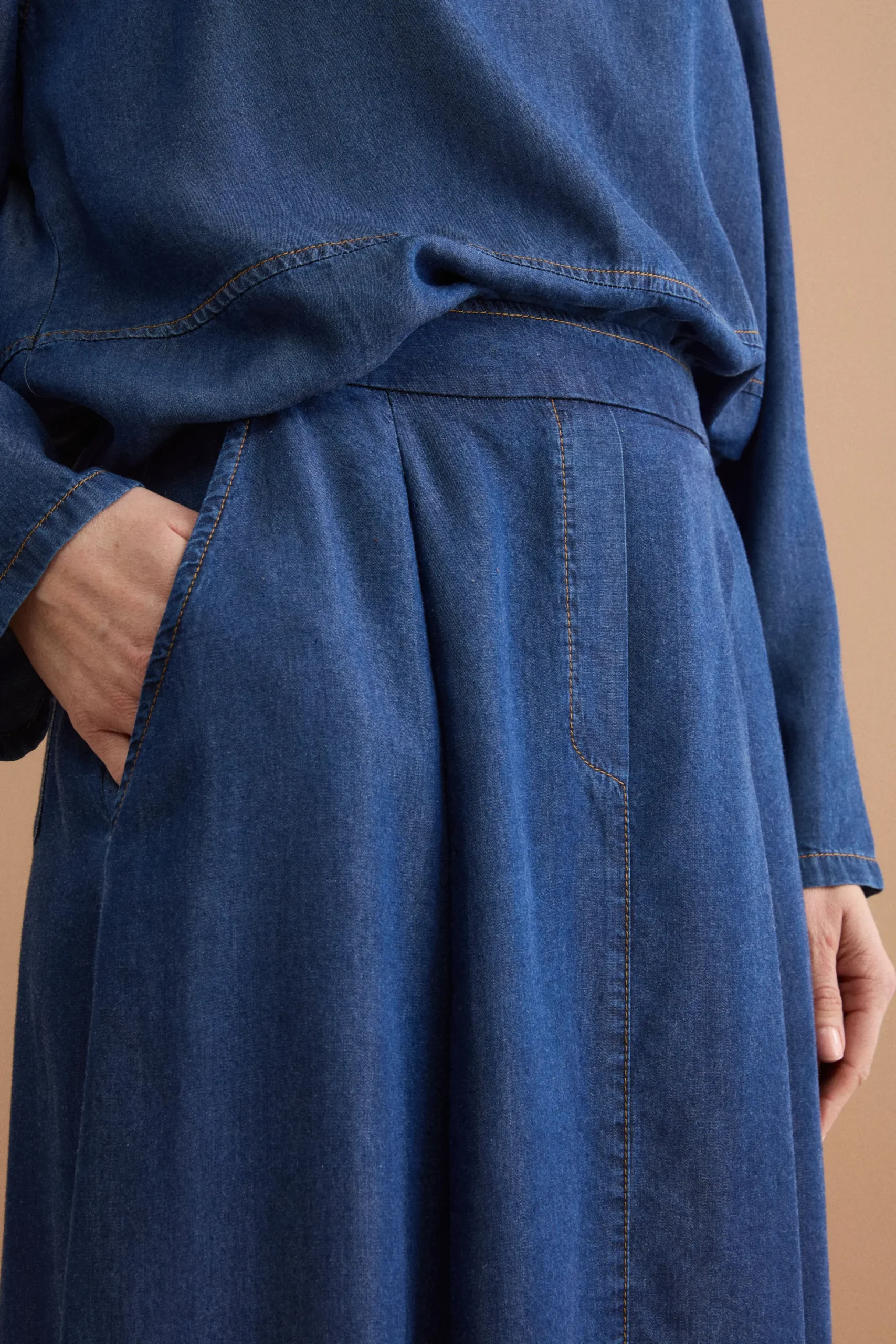 Gonna Lunga in Denim con Tasche - DENIM