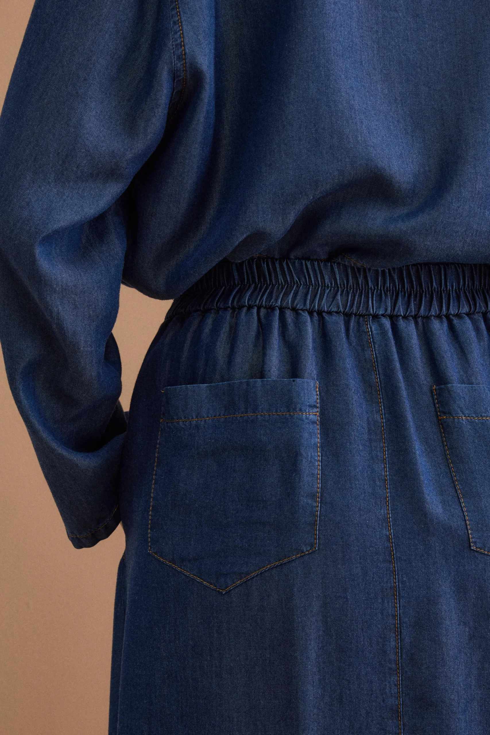Gonna Lunga in Denim con Tasche - DENIM