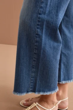 Jeans Straight Fit Sfrangiato in Cotone - DENIM