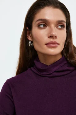 Maglia Collo Morbido in Lana Merino - VINO