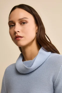 Maglia con Spacchi in Lana Merino - AZZURRO
