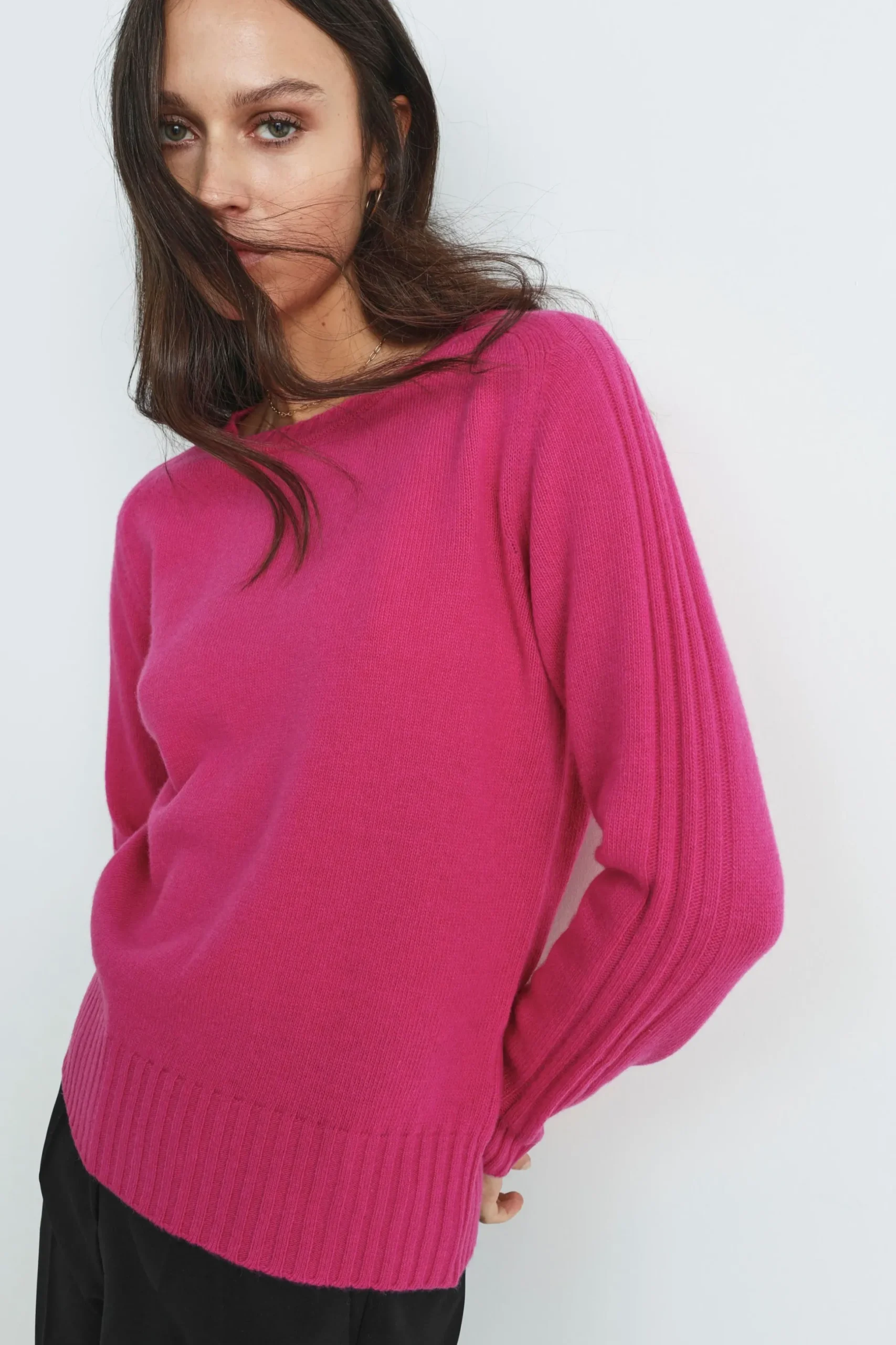 Maglia in lana e cashmere con scollo a barca - CICLAMINO