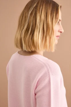 Maglia Scollo a V con Dettagli a Costine - ROSA
