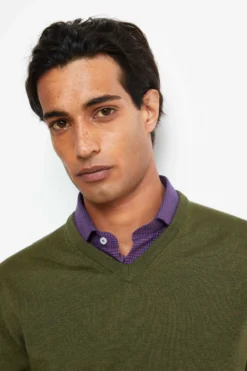 Maglia Scollo a V in Lana Merino - VERDE MILITARE