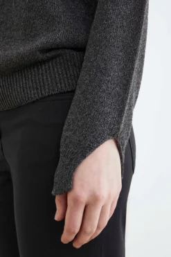 Maglia scollo barchetta - PIOMBO