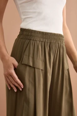 Pantalone Ampio Fluido con Vita Elasticizzata - VERDE MILITARE