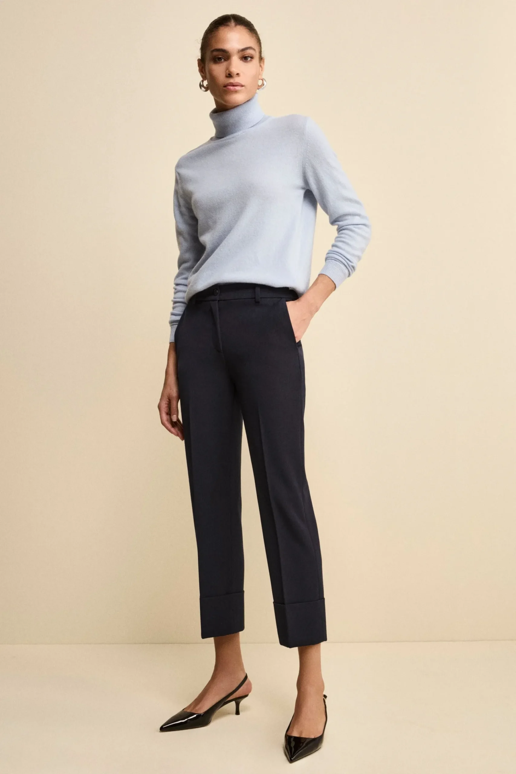Pantalone a Sigaretta con Pieghe e Risvolto - BLU