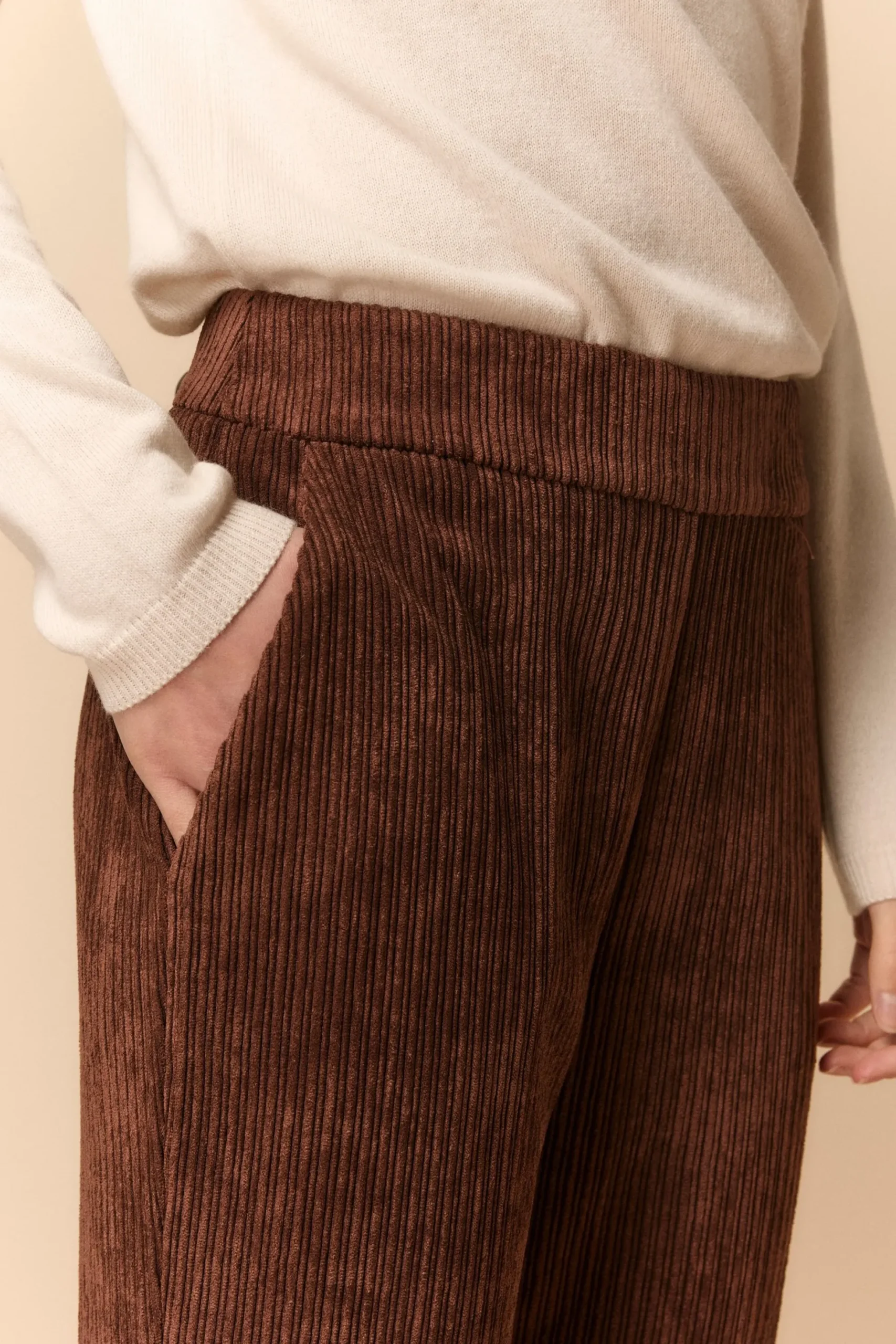 Pantalone a Zampa in Velluto - CANNELLA