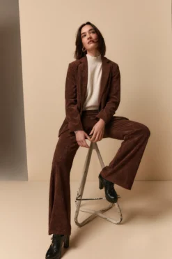 Pantalone a Zampa in Velluto - CANNELLA