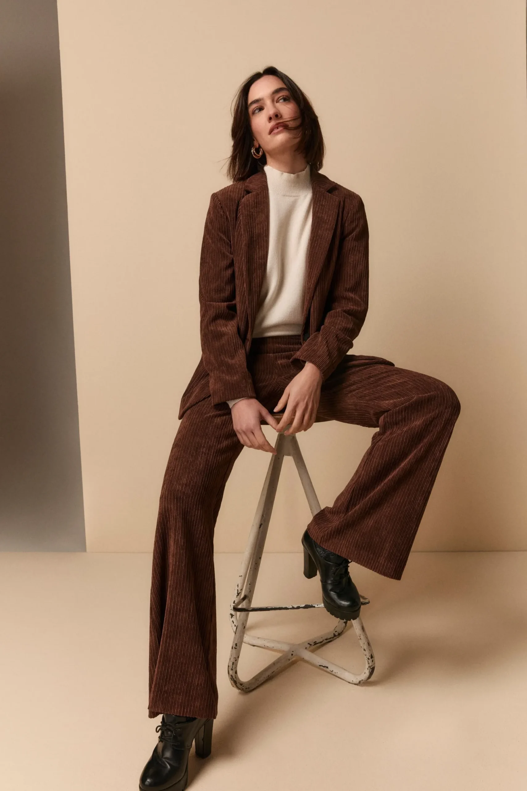Pantalone a Zampa in Velluto - CANNELLA