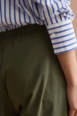 Pantalone Carrot con Vita Elasticizzata - VERDE MILITARE