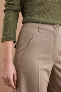Pantalone Elegante a Palazzo con Piega - TORTORA