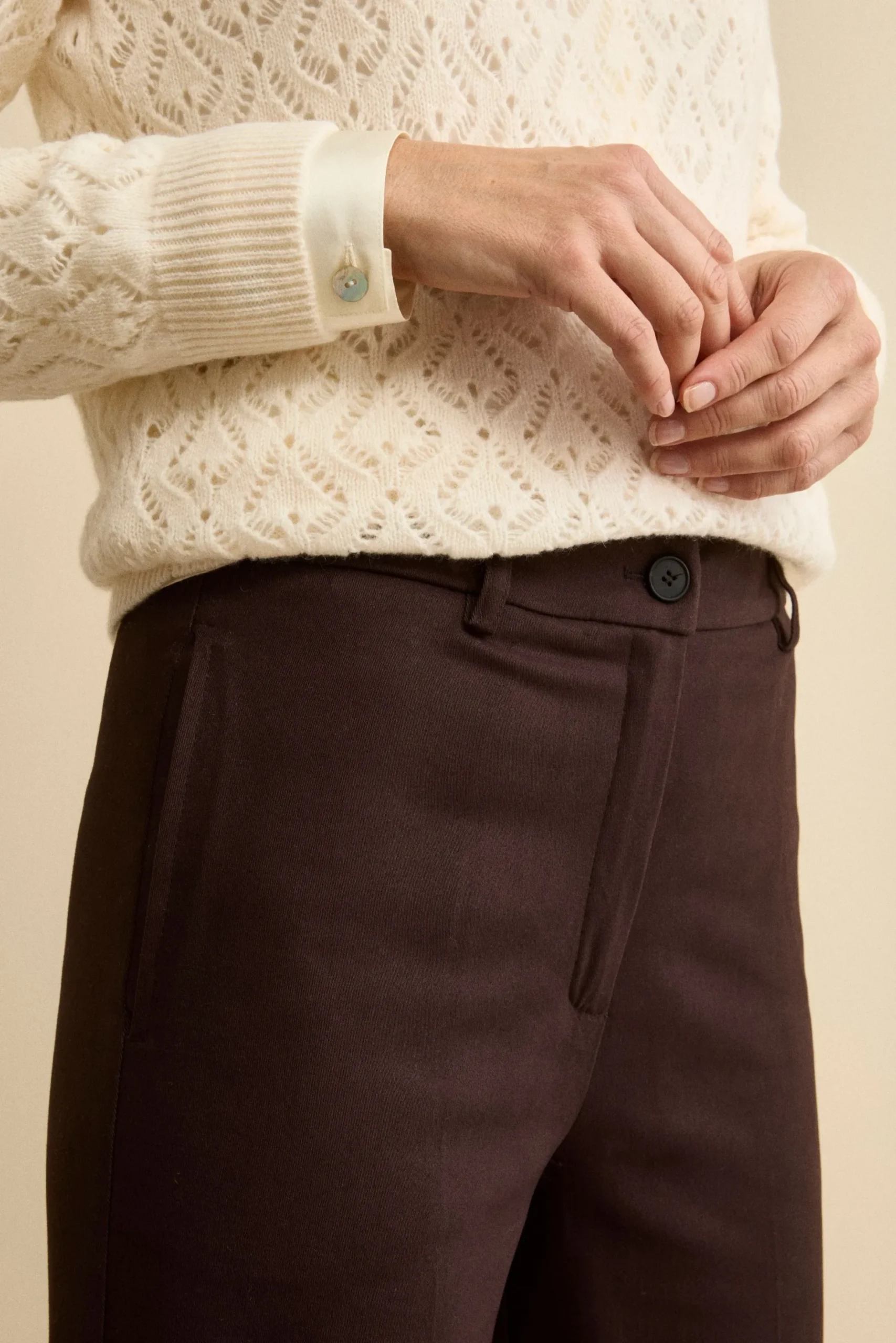 Pantalone Gamba Larga con Pieghe e Risvolto - T.MORO