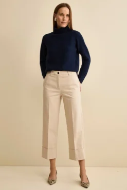 Pantalone Gamba Larga con Pieghe e Risvolto - GESSO