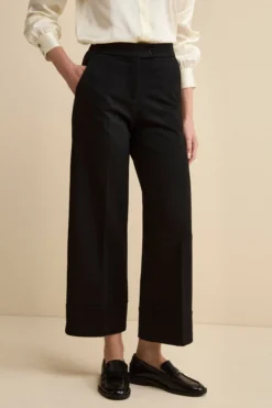 Pantalone Largo con Risvolto e Pieghe - NERO
