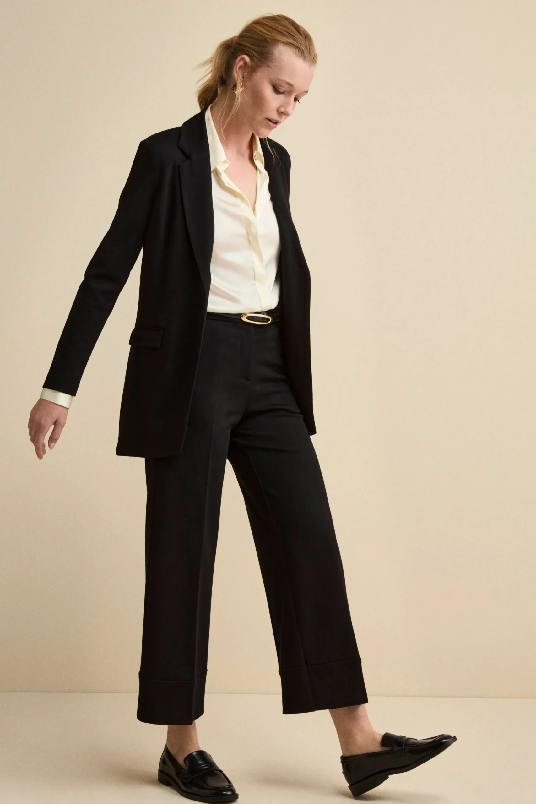 Pantalone Largo con Risvolto e Pieghe - NERO
