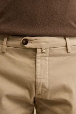 Pantalone Slim Fit in Gabardina Stretch - SABBIA