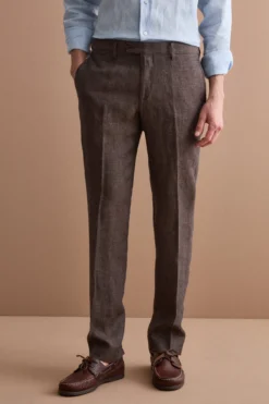 Pantalone Slim Fit in Lino con Pieghe - MARRONE