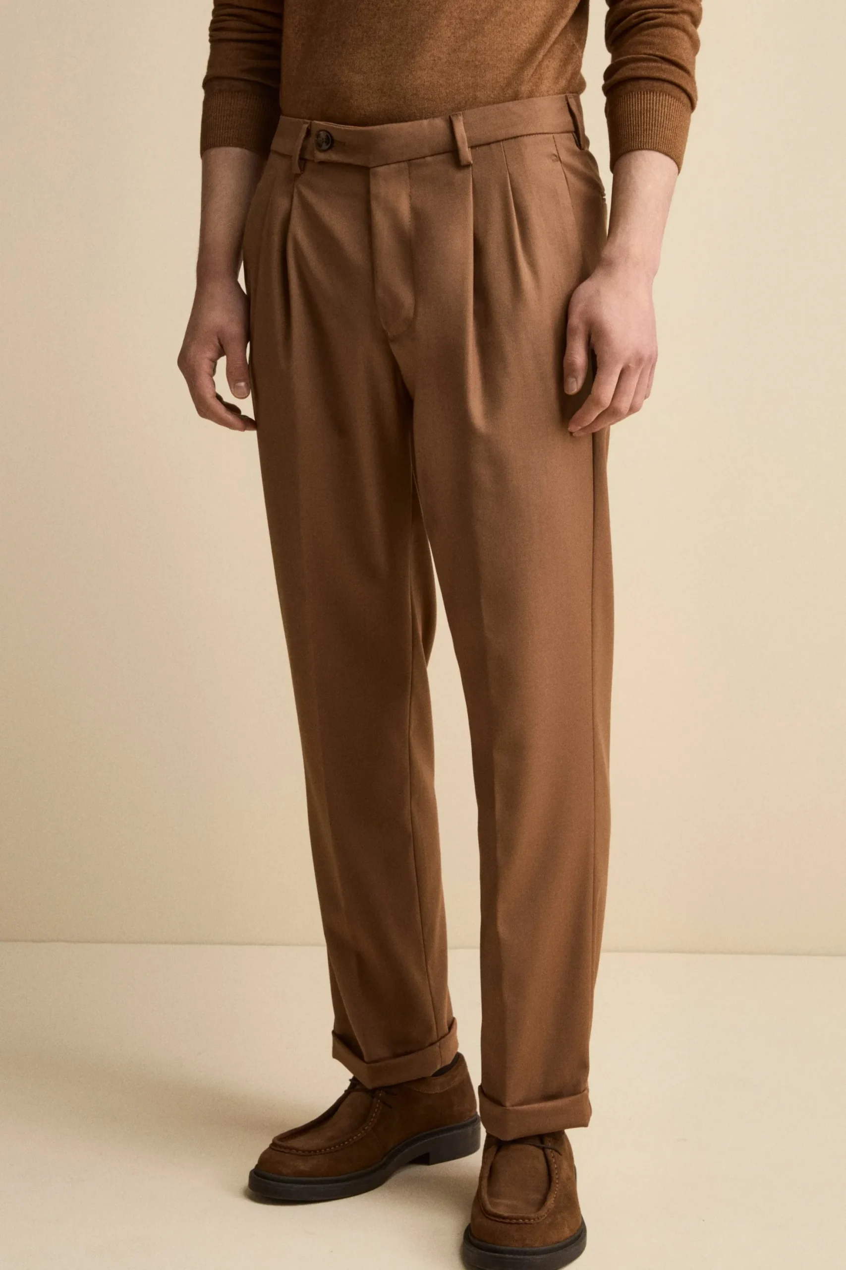 Pantalone Straight in Misto Lana con Pinces e Risvolto - CAPPUCCINO