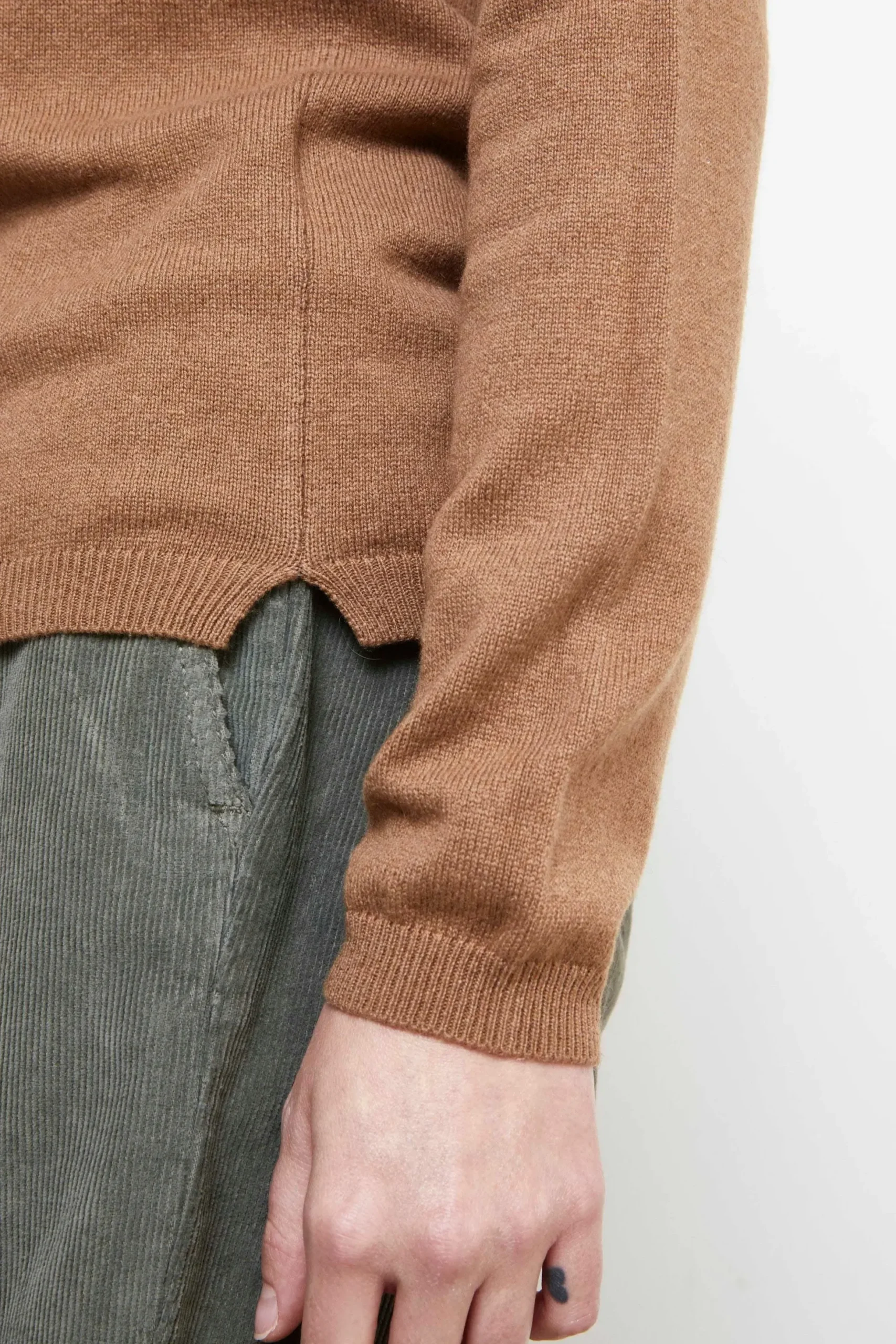 Pullover Barchetta in seta e cashmere - CAMMELLO